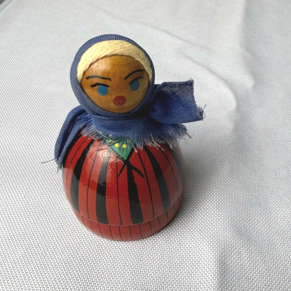 VTG Polish Folk Art Wooden Dolls Pair Hand Painted 1978 Poland Egg Figurine